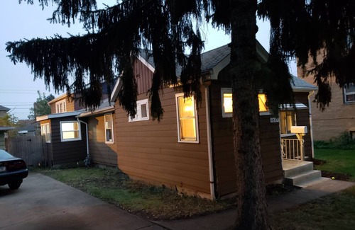 Robertsdale Maison | Whiting Getaway