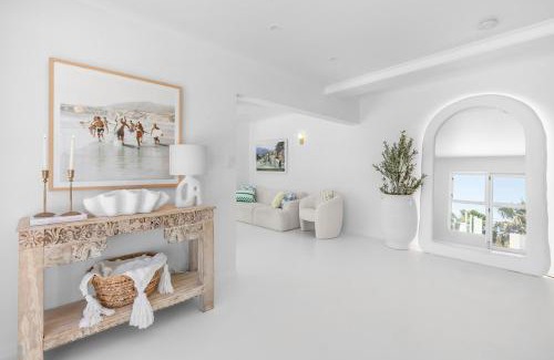 Eimeo Maison | WhitsunStays - The Cyclades