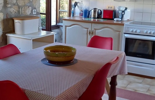 Souel Maison | Whole cozy country cottage in South of France.