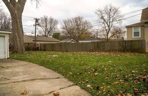 Maywood Maison | Whole house near city with private parking