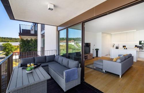 Benfica Appartement | WHome History and Comfort, Luxurious Living in Benfica