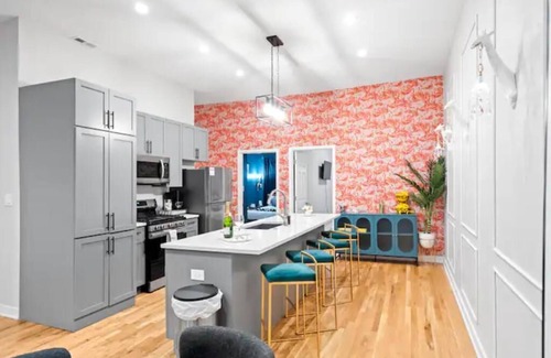Bucktown Appartement | Wicker Park-AMENITIES,FREE WINE BOTTLE, LAUNDRY IN-UNIT, 2BDRM, POOL TABLE,+MORE