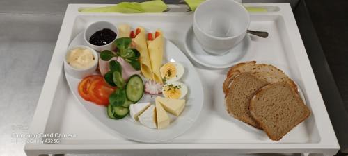 Chodziez Hôtel | Wielkopolanka Pokoje gościnne i Restauracja