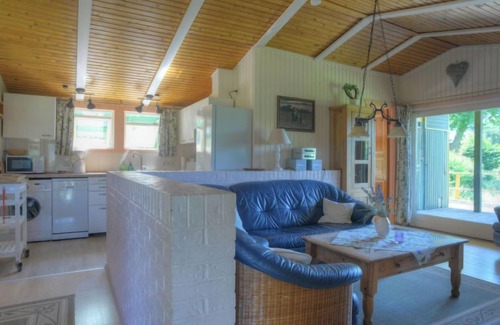 Bremke Maison | Wiesenhütte by Interhome