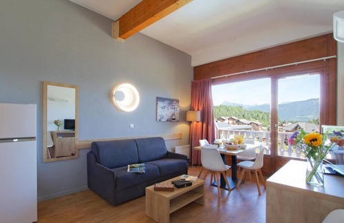 Les Esserts Appartement | Wifi, 100m du centre station, piscine, télévision, casier à ski, 32-36m², Morillon