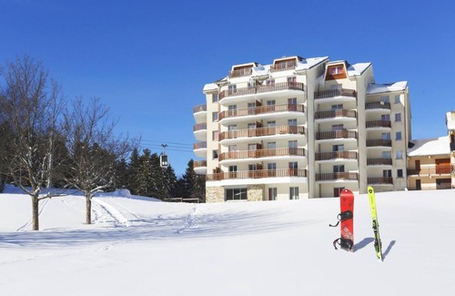 Ax-les-Thermes Appartement | Wifi, 100m du centre station, remise en forme, piscine, sauna, casier à ski, 31m², Ax-Les-Thermes