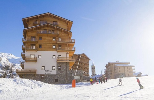 Les Boisses Appartement | Wifi, 300m du centre station, remise en forme, piscine, balcon, télévision, casier à ski, 50-58m²