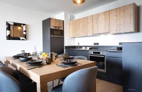 Montalbert Appartement | Wifi, piscine, balcon, parking, casier à ski, 69m², Montalbert