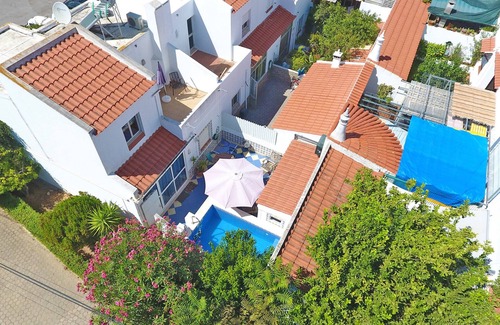 Porches Maison | Comfortable maison(internet+ 4x arconditioné) avec piscine privé(chauffée), 2 chambres