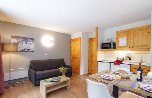 Les Esserts Appartement | Wifi, à 50m des pistes de ski, télévision, casier à ski, 32-36m², Morillon