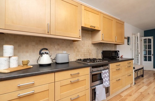 Newton St Loe Maison | Stunning 3 Br House, quiet neighbourhood & parking