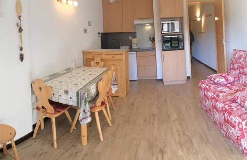 Correncon-en-Vercors Appartement | Wifi, 3ème étage, balcon, télévision, casier à ski, 25m², Villard de Lans