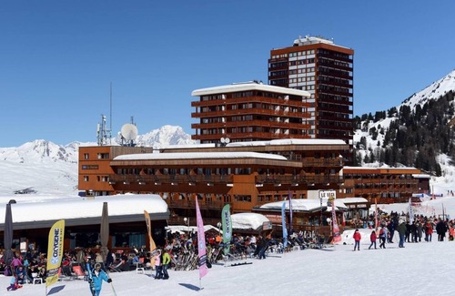 Plagne Centre Appartement | Wifi, pied des pistes de ski, remise en forme, télévision, casier à ski, 80-92m², La Plagne