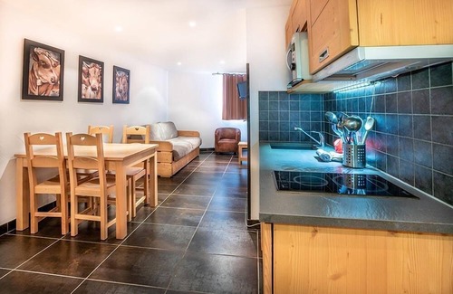 Les Almes Appartement | Wifi, 2ème étage, terrasse, parking, télévision, casier à ski, 59m², Tignes