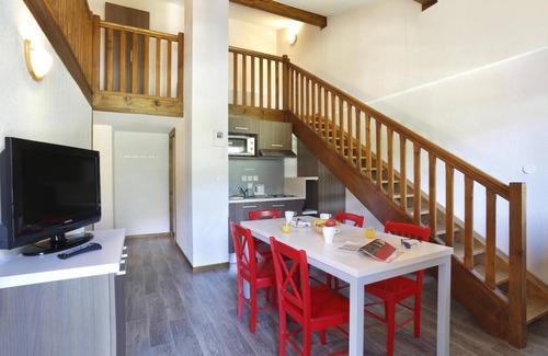 Morillon Appartement | Wifi, piscine, terrasse, balcon, parking, télévision, casier à ski, 17-21m², Morillon