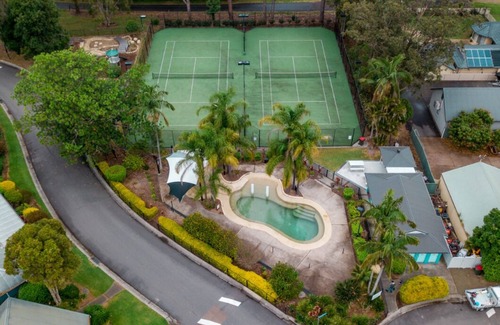 Cams Wharf Maison | Wild Duck Holiday Home at Rafferty's Resort