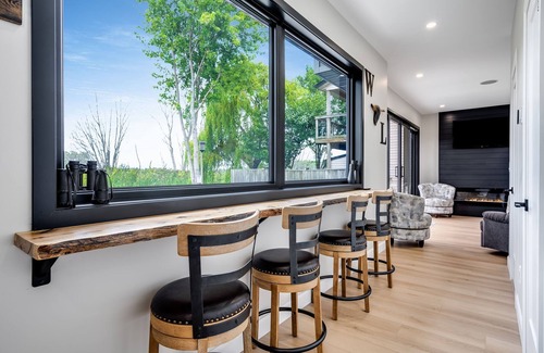 Kingsville Maison | Wild Goose Landing- Located near local wineries and breweries