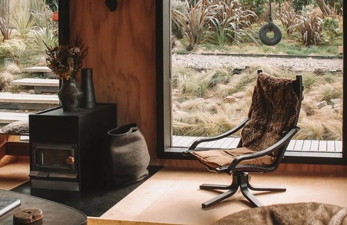 Queen Charlotte Sound Maison | Wild Island Barn in the Queen Charlotte Sounds - Boat or helicopter access only