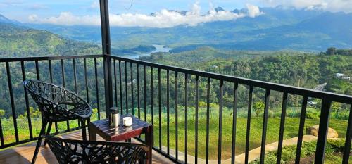 Udumbanchola Maison | Wild Lily