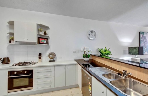 South Brisbane Appartement | Wild Luxe Apt - Great Location & FREE WIFI Parking