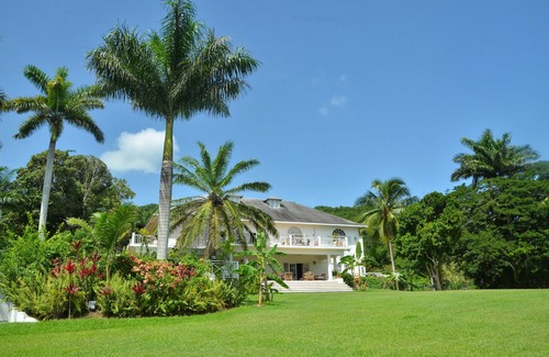 Montego Bay Villa | Wild Orchid 5 BR 5. 5ème transport du personnel Soldat privé Paradise Spring Gardens Montego