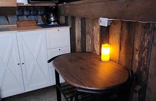 Lewisburg Cabine | Wild Wonderful Primitive Cabin in WV, Get back to nature, fresh air, wildlife.