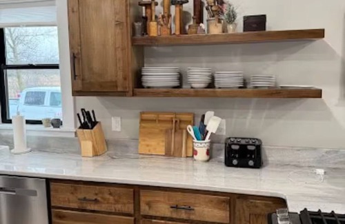 Eau Claire Maison | Wildflower Farmhouse