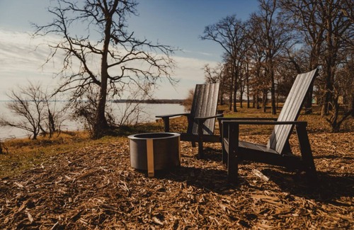 West Tawakoni Cabine | Wilding Hotels Scenic Suite