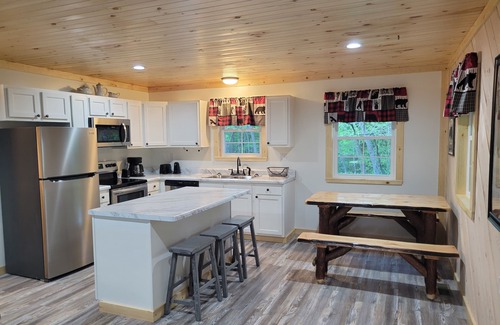 French Creek Cabine | Wildwood cabin at Paradise in the Woods on the Buckhannon River