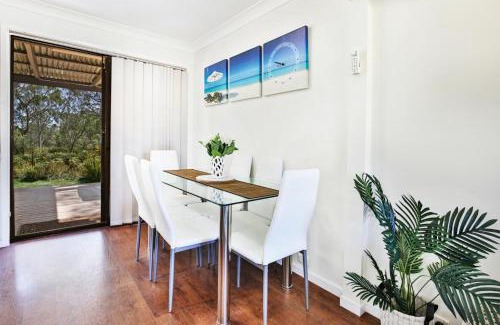 Callala Beach Maison | Wildwood I Pet Friendly I 5 Mins to Beach