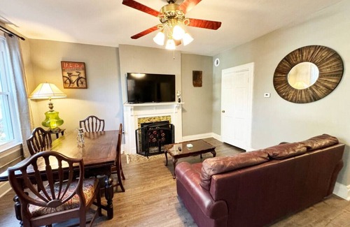 Wilkinsburg Appartement | Wilkinsburg Sanctuary w/ Free Street Parking