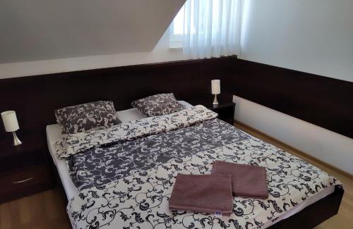 Leba Hôtel | Willa Latarnik - doskonała lokalizacja, blisko atrakcji, 20min do plaży
