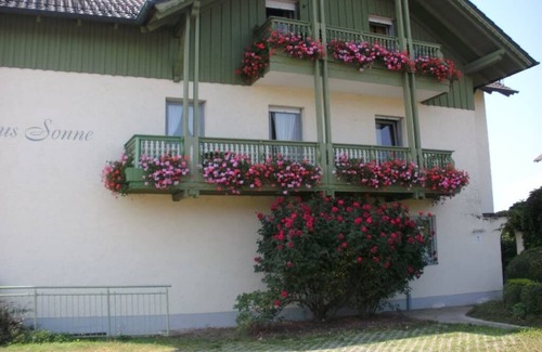 Kirchham Appartement | Willkommen im Asternweg 3 - einladende helle Wohnung mit Blick in die Natur