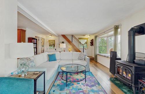 Keuka Park Maison | Willow Bluff
