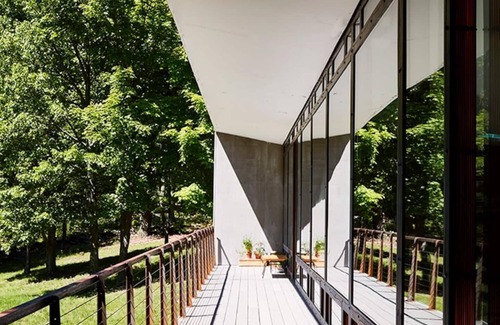 Red Hook Maison | Willow Glen House