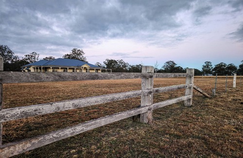 Junabee Cabine | Willow Lodge at Willow Farm, experience the country life