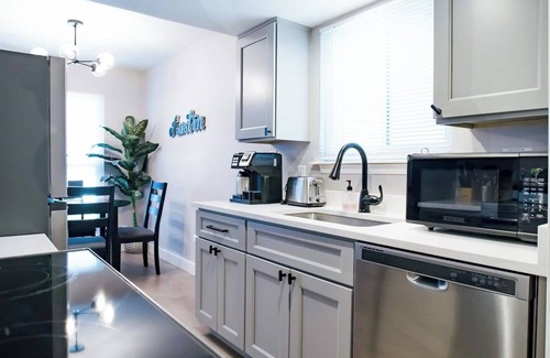 St. Edwards Appartement | Willowrun A (Entire Unit)