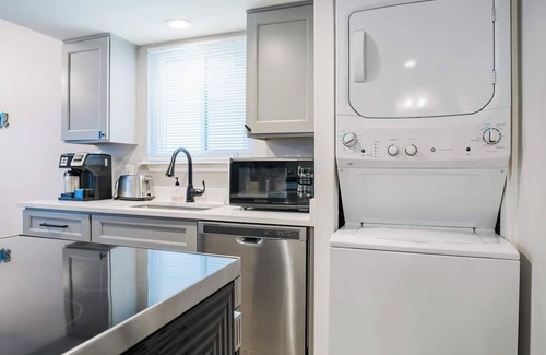St. Edwards Appartement | Willowrun A (Entire Unit)
