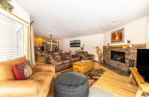 Lakeside Village Appartement | Willows #1704 by Summit County Mountain Retreats