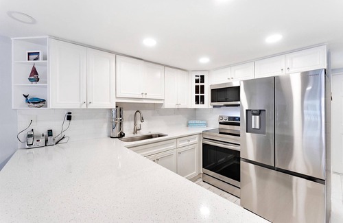 New Smyrna Beach Copropriété | Win-San A214 Ocean View 2/2 Fully Renovated Unit! Steps to Flagler Avenue!