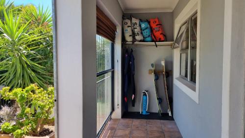 Langebaan Chalet De Ski | Winderuis Kite and Wing Cottage