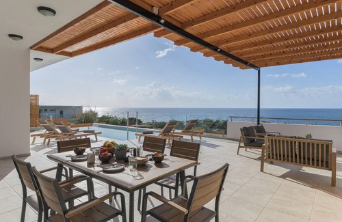 Mavros Kolimpos Villa | Windless SeaView Villa, with Pool & Hot Tub