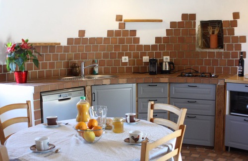 Montlaur Maison | Moulin à vent avec piscine, installé dans un site unique au cœur des Corbières.