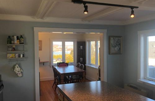 Rockland Maison | Windows on the Sea