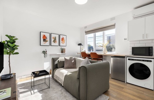 St Kilda Appartement | Windsor Apartments by Urban Rest