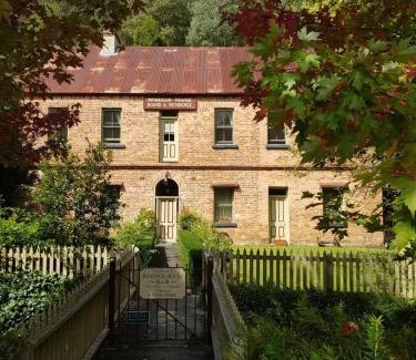 Walhalla Lit Et Petit-Déjeuner | Windsor House B&B