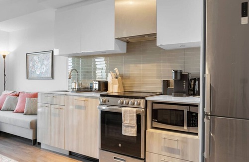 Downtown Toronto Hôtel | Windsor Stays - 5 min to Eaton Centre / Sanofi Square
