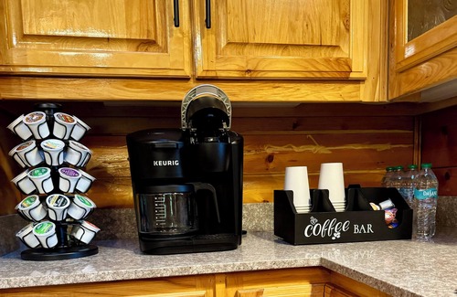 Myra Cabine | Windwalker cabin experience ultimate luxury and tranquility in this 3BDR 2BTH