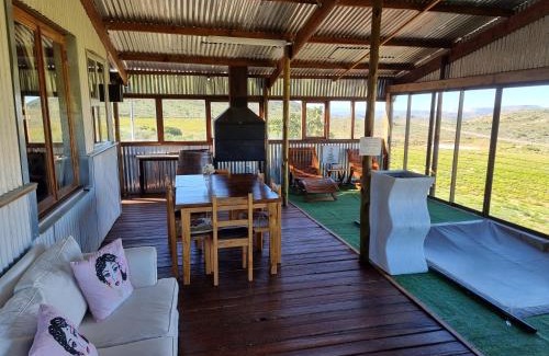 Barrydale Maison | Windy Rose Farmhouse