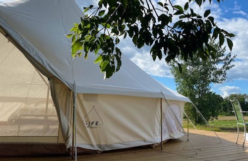 Lodi Location De VR | Vue sur la campagne-King-Tente-Salle de bain privée séparée-Rose Tent